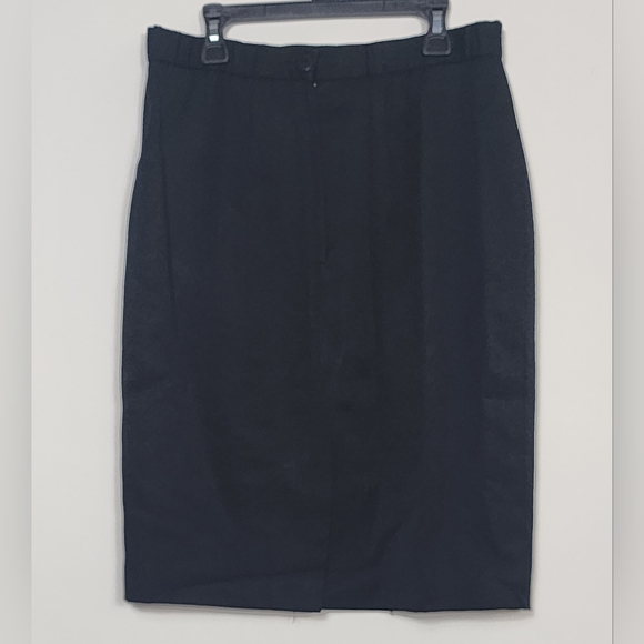 Laura Henson, fully lined black skirt, 8P - Picture 2 of 3